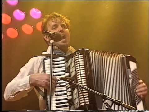 De Raggende Manne 'De Fles' in Rotland 1992 NOS