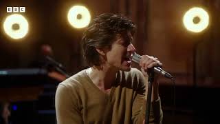 Alex Turner Thered Better Be A Mirrorball On Jools Holland 2022 Twixtor Pack Credit If You Use