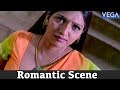 Seethakoka Chiluka Movie Romantic Scenes - Bhuvaneswari Romantic Scene