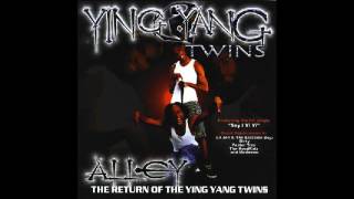 Watch Ying Yang Twins Drop Like This 2001 video