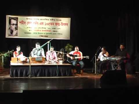 JALTE HAIN JISKE LIYE - LIVE.