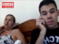 Filho desmiolado finge ser gay e fala com o suposto namorado no celular deixando