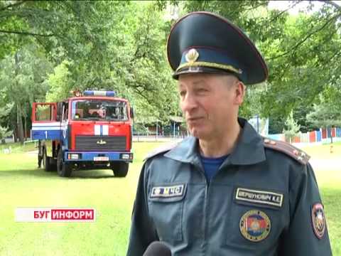 Новогодние блюда в год Петуха 2017. Новогодний стол в год Короткие смс поздравления с днем рождения