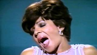 Watch Shirley Bassey I Who Have Nothing video