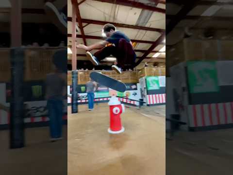 INSANE POP ON THIS BIG HEEL - DOMO WALKER TAMPA PRO 2025 #SKATEBOARDING #TAMPAPRO
