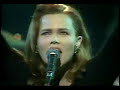 Belinda Carlisle - Heaven Is A Place On Earth (Live '87)
