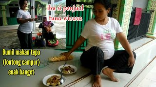 Sore Bumil Besar Makan Tepo Diteras