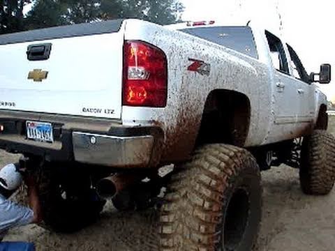 Truck Tires  Sale on 2010 Chevrolet Duramax 2500hd 4x4 On 46 S Pulls Stuck Mud Truck