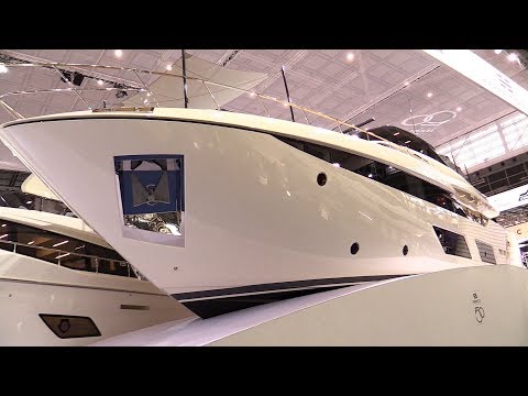 2018 Ferretti 920 Super Yacht - Walkaround - 2018 Boot Dusseldorf Boat Show