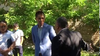 Видео Мэрия Бишкека сносит незаконное 3-этажное строение на ул.Сыдыкова от AKIpress news, Магаданская улица, Бишкек, Киргизия
