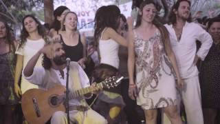So It Goes - אורות