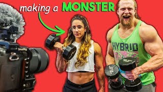 CREATING A FITNESS YOUTUBER *FROM SCRATCH*