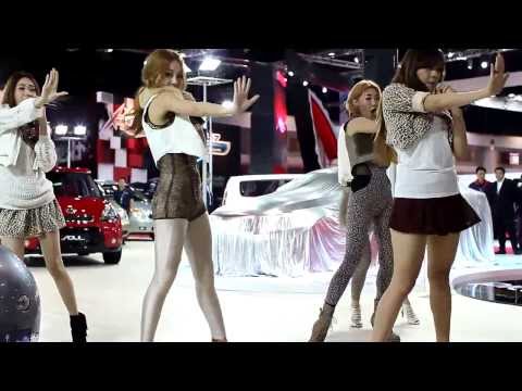 Bangkok Motor Show 2011 Kia show G20 Thai Girl Group