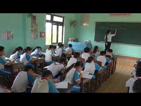 Quảng Ngãi rà soát, thay đổi tất cả bàn ghế học sinh không đạt chuẩn