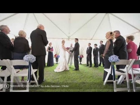 Wedding Ceremony Traditional Wedding Vows vs Writing Your Own