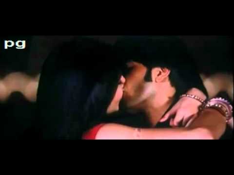 Anushka Sharma Sweet Kiss In = Band Bajha Barat =