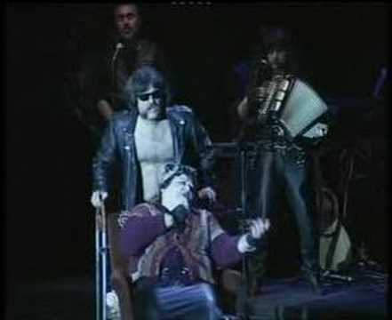 Amoureuse Video