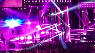 Ariana Grande Performs 2016 Billboard Music Awards Live Performance