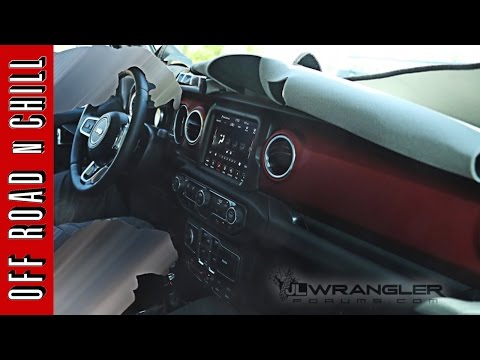 В сети появились фото салона Jeep Wrangler 2018 В сети появились фото салона Jeep Wrangler 2018