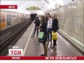 Video Пассажиры киевского метро оказались в опасности