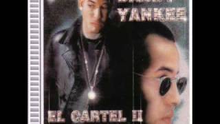 Watch Daddy Yankee Tu Cuerpo En La Cama video