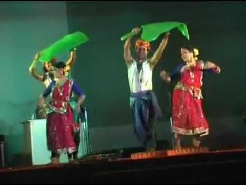 Chata dhoro he deora a tribal romantic dance by Wizards Performing...