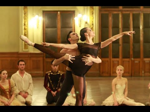 Luz Cipriota Patin , Ballet y Acrobacias
