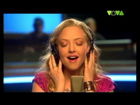 Mamma  Amanda Seyfried on Amanda Seyfried   Mamma Mia  Ost Gimme Gimme Gimme A Man After