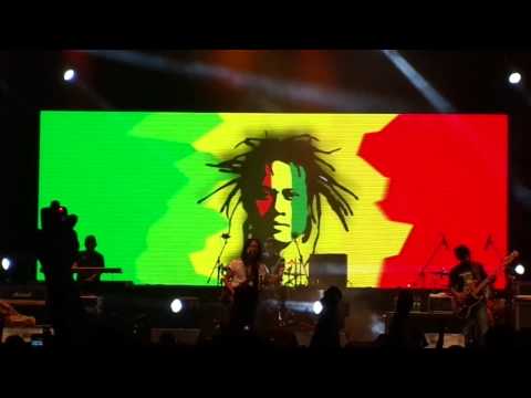 Toni Q rastafara- tertanam live surabaya grand city