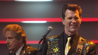 Watch Chris Isaak I Want Your Love video