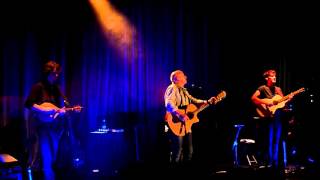 Watch Midge Ure Guns And Arrows video