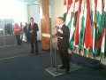 Orbán Viktor angolul válaszolt