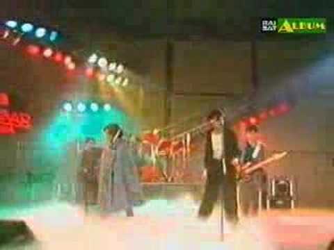 fake - donna rouge
