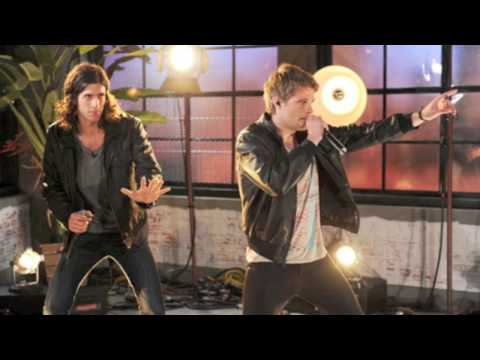 Starstrukk- 3OH!3 FT. Katy perry (Download link) HQ