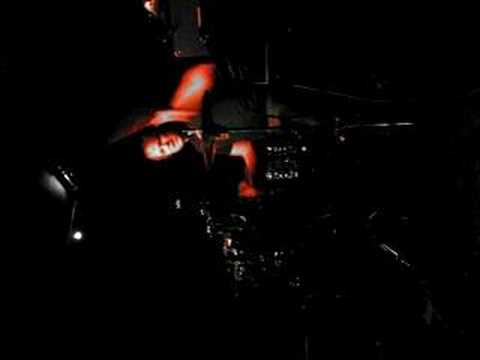 Chaos Sticks Up Three Thingers With A Twist Video
