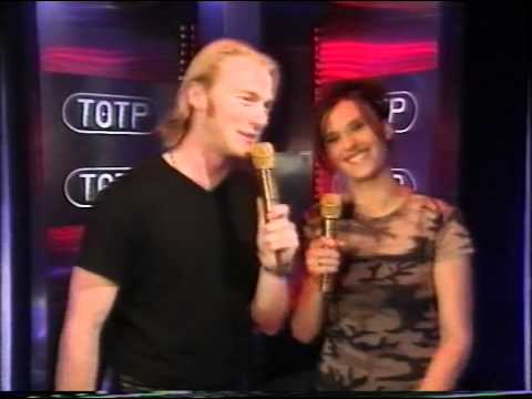 Boyzone - Short Ronan Keating interview on TOTP