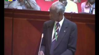 Rasimu Ya Katiba Imewasilishwa Rasmi Katika Bunge La Katiba.