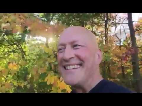 1 Minute Nature Laugh - Robert Rivest Laughter Yoga Master Trainer, Wellbeing Laughter CEO