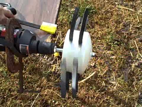 関連動画 'Cheap Hillbilly Chicken Plucker for Drill Part 3'