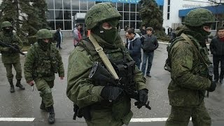 Kırım havaalanlarında 'Rus askerleri' - BBC TÜRKÇE