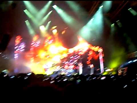 Hole To Feed - Depeche Mode - Bogota