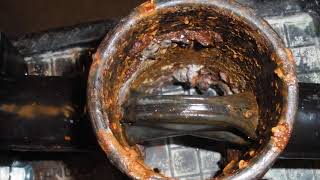How to De-Scale Pipes and Plumbing in Hotels