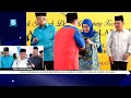 Raja Permaisuri Agong berkenan agih bubur lambuk di Masjid Jamek, Kg Baru