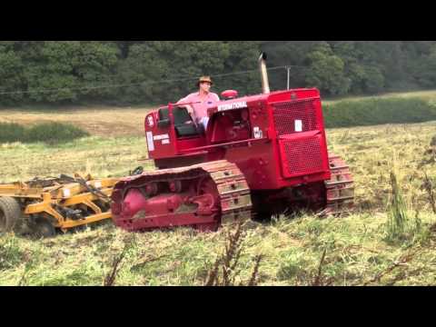Braybrooke 2010 - International BTD20 - Crawler Tractor - East Midlands International Harvester Btd20 Owned By Mr John Walker And Being Put...