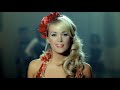Carrie Underwood – Cowboy Casanova