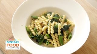Pasta Recipe With Snap Peas, Basil, And Spinach - One Pot Dinner - Everyday Food With Sarah Carey