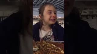 Öyle Diyet Tutunca Hemencik Hop Diye Karnı Inmez Ki