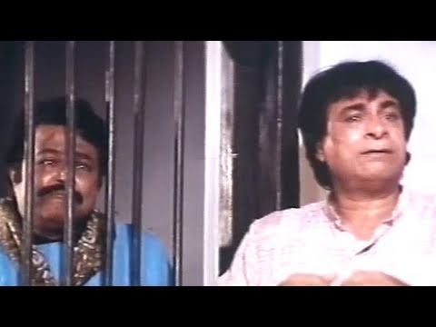 Baap Beta on the Run - Kader Khan Dialouge Baap Numbri Beta...