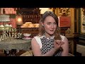 The Grand Budapest Hotel: Saoirse Ronan "Agatha" Official Movie Interview - Junket