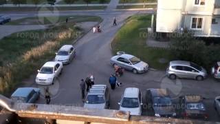 Видео Новокузнечан испортил парковочный вопрос от city-n.ru ГОРОД НОВОСТЕЙ (Новокузнецк), проспект Архитекторов, Новокузнецк, Россия